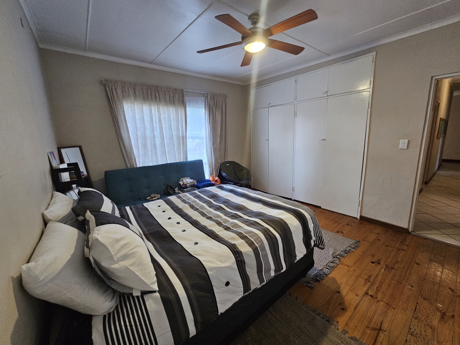 5 Bedroom Property for Sale in Riversdale Western Cape